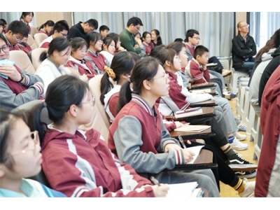 对大专院校汉语言文学和人文水平教育的探讨